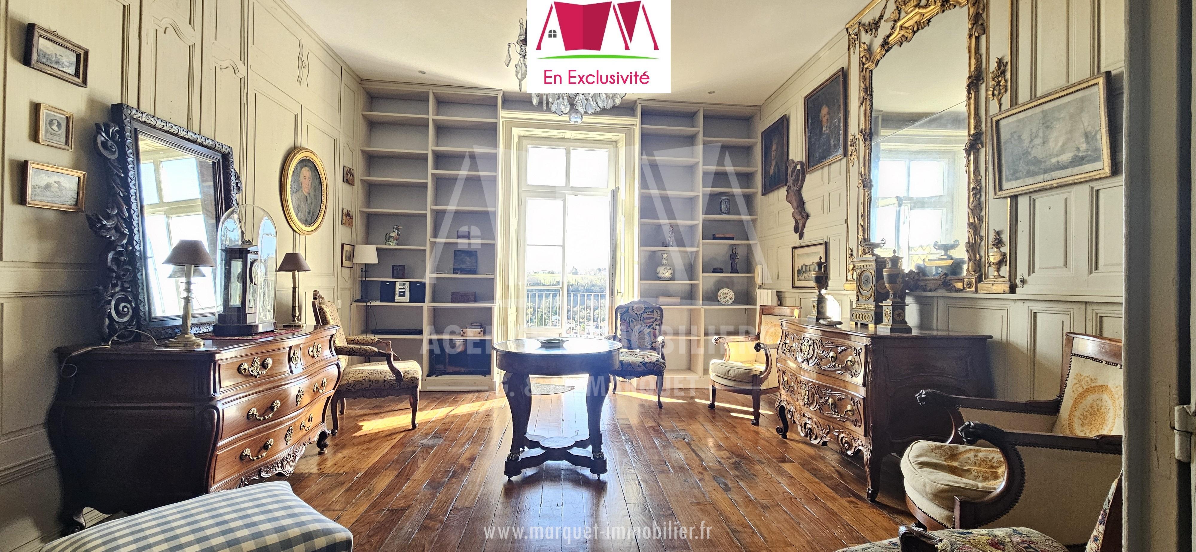 APPARTEMENT EN DUPLEX AVEC TERRASSE - ANGOULEME LE PLATEAU - QUARTIER THEATRE